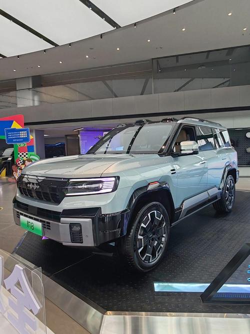 佛山103比亚迪方程豹硬派越野的爆款，英菲尼迪35周年与你共成长